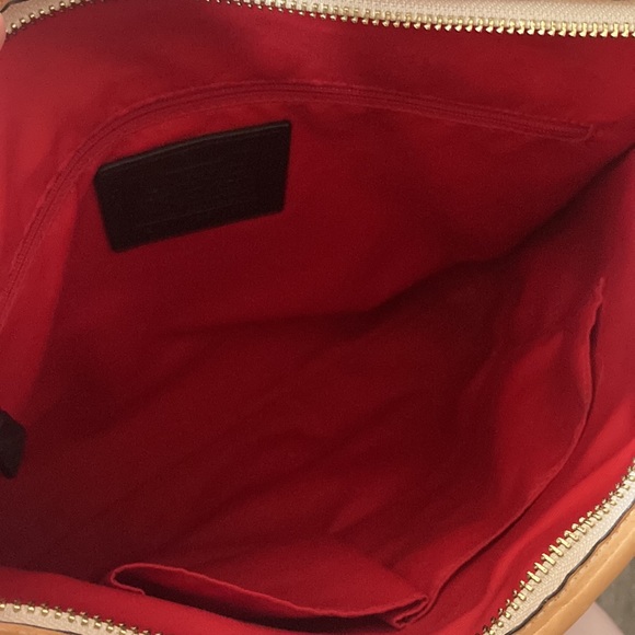 Cute Coach satchel. - Picture 9 of 9